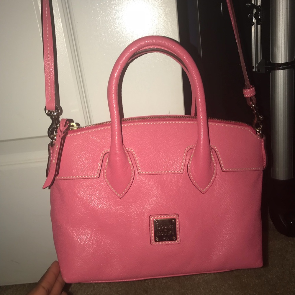 PINK DOONEY AND BOURKE CROSS BODY FOR SELL!!